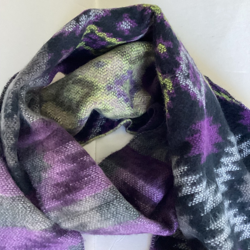 Vintage 100% Cashmere Scarf Made in Germany Hand Woven Purple Black Abstract - Picture 10 of 12
